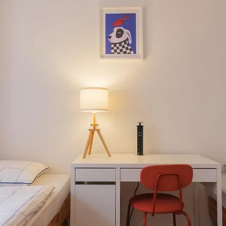 S Velkou Terasou A Balkonom V Centre Mesta! Lägenhet