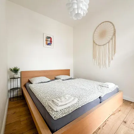 Διαμέρισμα S Velkou Terasou A Balkonom V Centre Mesta! Μπρατισλάβα