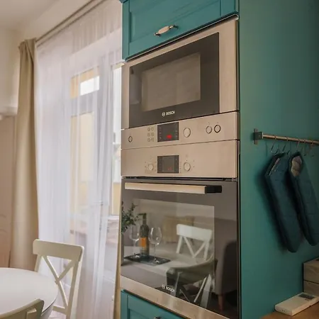 S Velkou Terasou A Balkonom V Centre Mesta! * Μπρατισλάβα