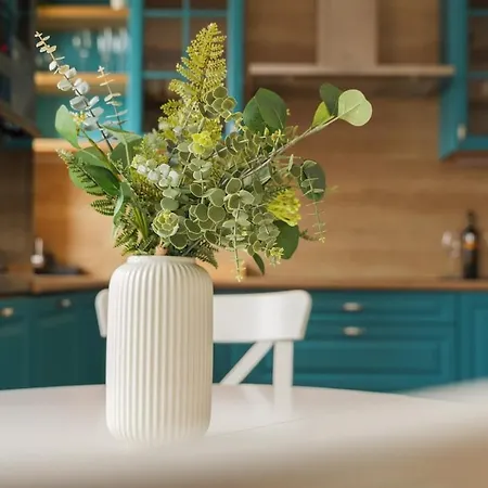 S Velkou Terasou A Balkonom V Centre Mesta! *